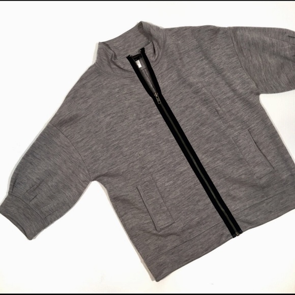 BCBGMaxAzria Sweaters - BCBG Short Sleeve Wool Sweater with Pockets